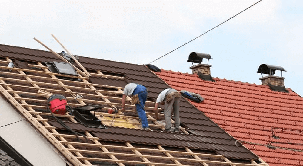 How Do Professional Roofers Ensure Durable Results on Tight Timelines?